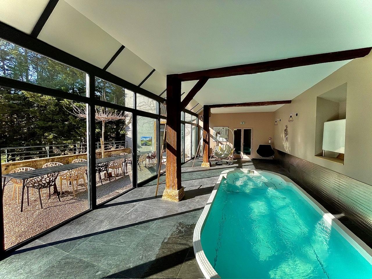 Estate with Cottages for Seminars & Events in the French Countryside