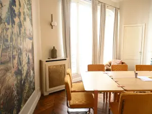Haussmann-Style Duplex for Private Events in Paris