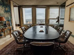 La Défense Penthouse with Panoramic Paris Views & Hanging Garden