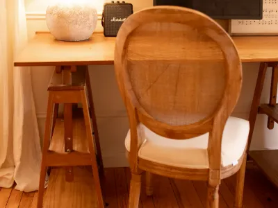 Maison-Atelier Lumineuse pour Séances Photo & Vidéo à Bessières