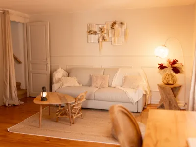 Maison-Atelier Lumineuse pour Séances Photo & Vidéo à Bessières