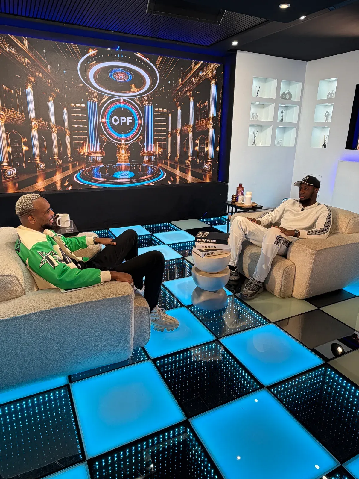 Studio de Télévision Professionnel à Louer à Saint-Cloud près de Paris
