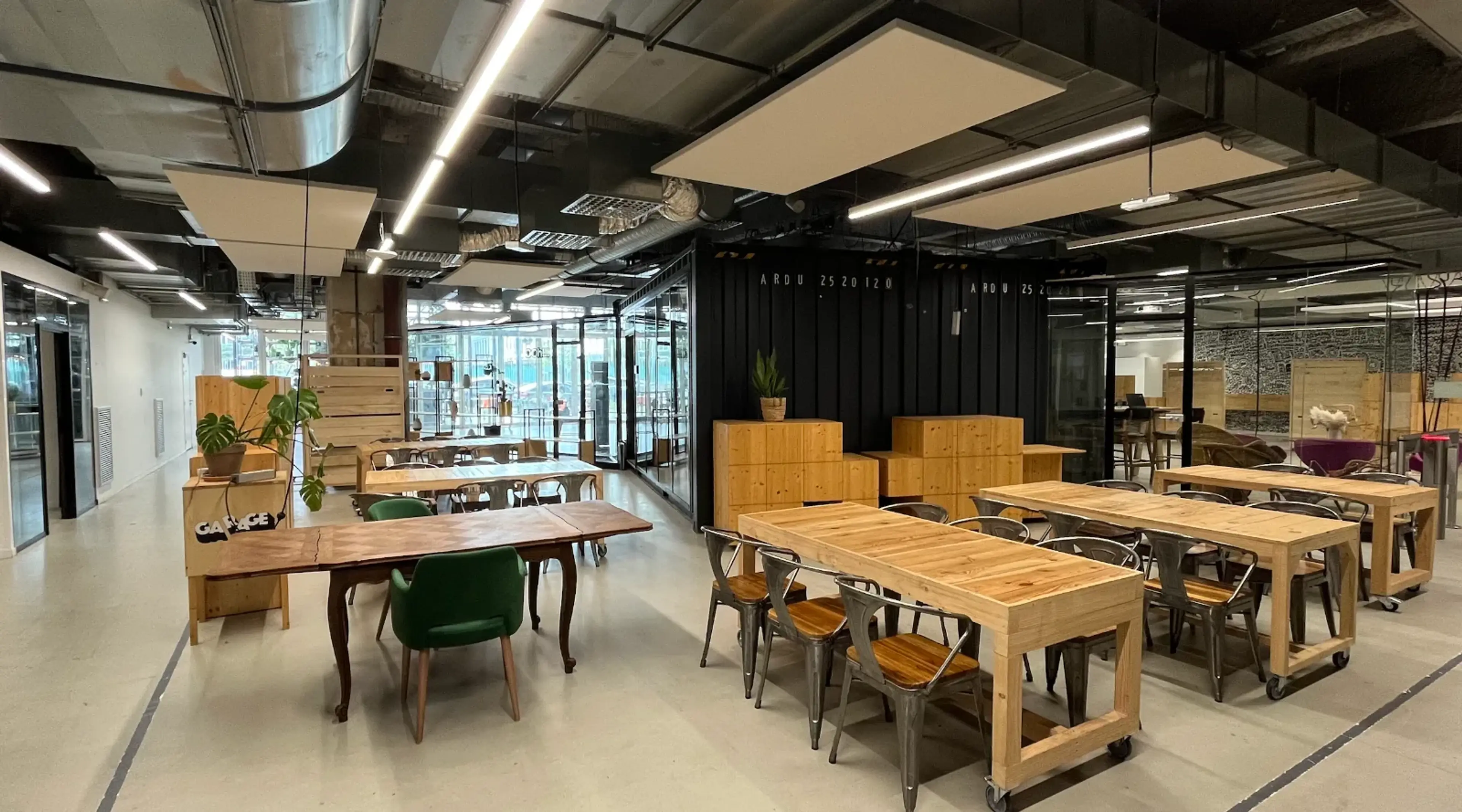 Workplace 3