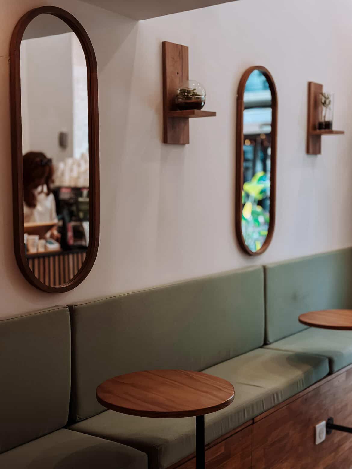 Cannes Café: Ideal Venue for Business Meetings & Events