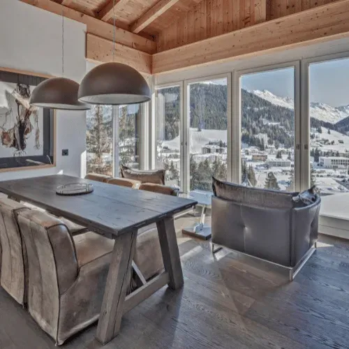 Chalet de Ski Luxueux avec Sauna et Fitness à Davos Dorf
