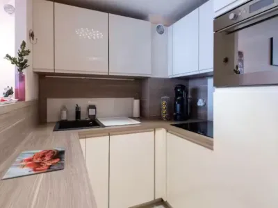 Charming Duplex in Historic Suquet District, Cannes