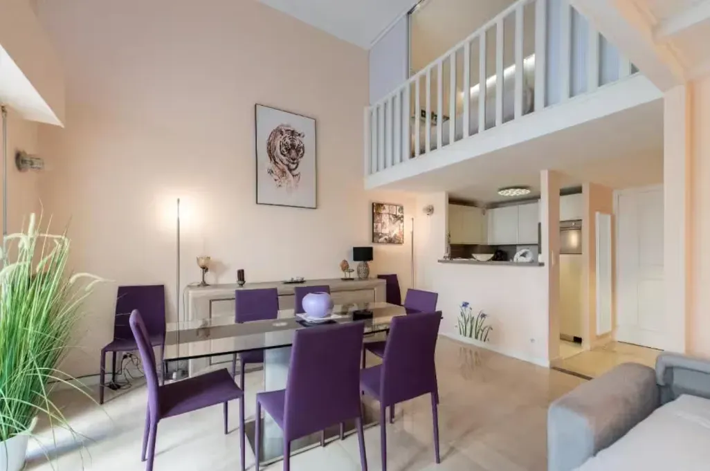 Duplex Charmant dans le Quartier Historique du Suquet, Cannes