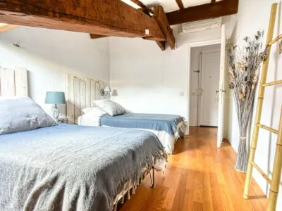 Modern 3-Bedroom Flat for Events in Cannes