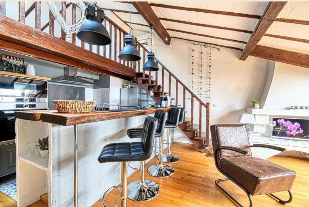 Modern 3-Bedroom Flat for Events in Cannes