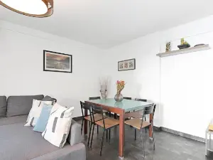 Spacious 2-Bedroom Apartment in the Heart of Cannes