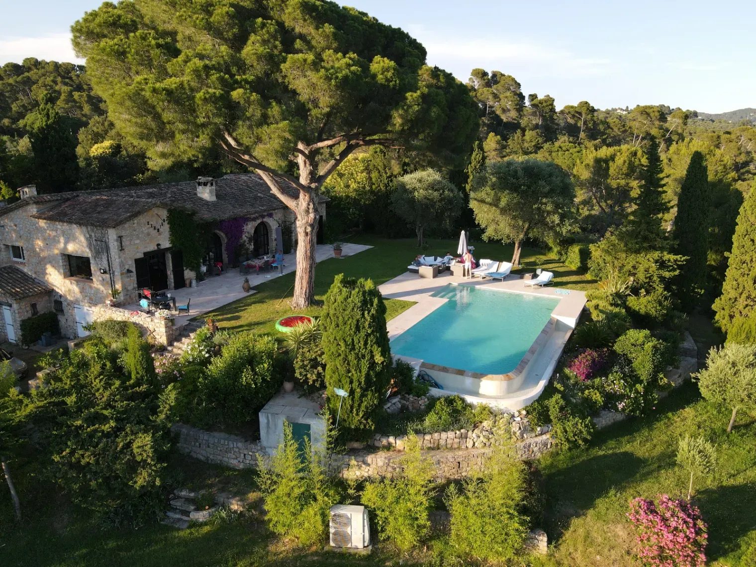 Villa with Mountain View for Corporate Events in La Roquette-sur-Siagne