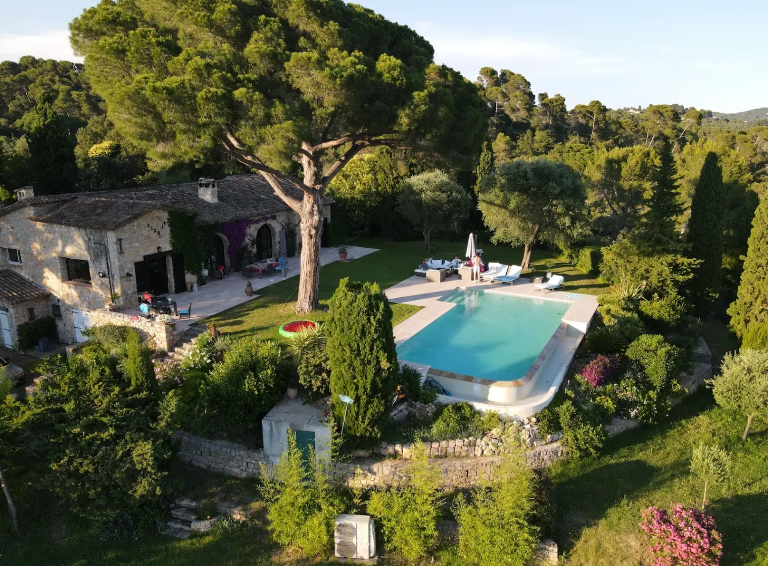 Villa with Mountain View for Corporate Events in La Roquette-sur-Siagne