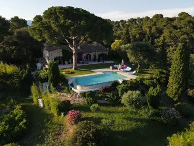 Villa avec Vue Montagne pour Événements d'Entreprise à La Roquette-sur-Siagne