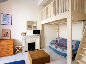 Modern Studio in Cannes: Steps from the Beach & Palais des Festivals
