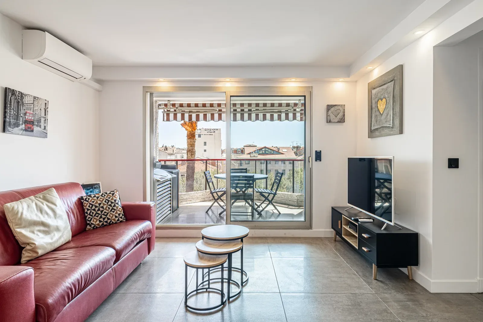 Appartement Moderne à Cannes : À Deux Pas de la Croisette et du Palais des Festivals