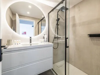 Appartement Moderne à Cannes : À Deux Pas de la Croisette et du Palais des Festivals