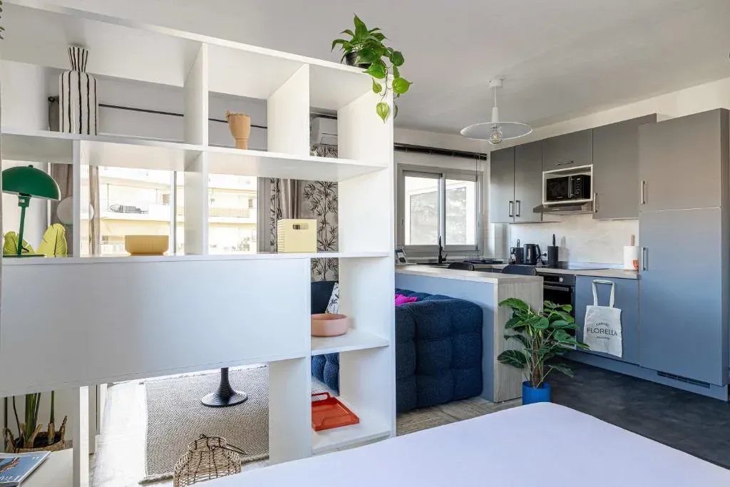 Refined Studio in Cannes: Tranquil Stay Near Banane District