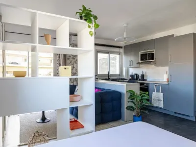 Studio Raffiné à Cannes : Séjour Paisible près du Quartier Banane