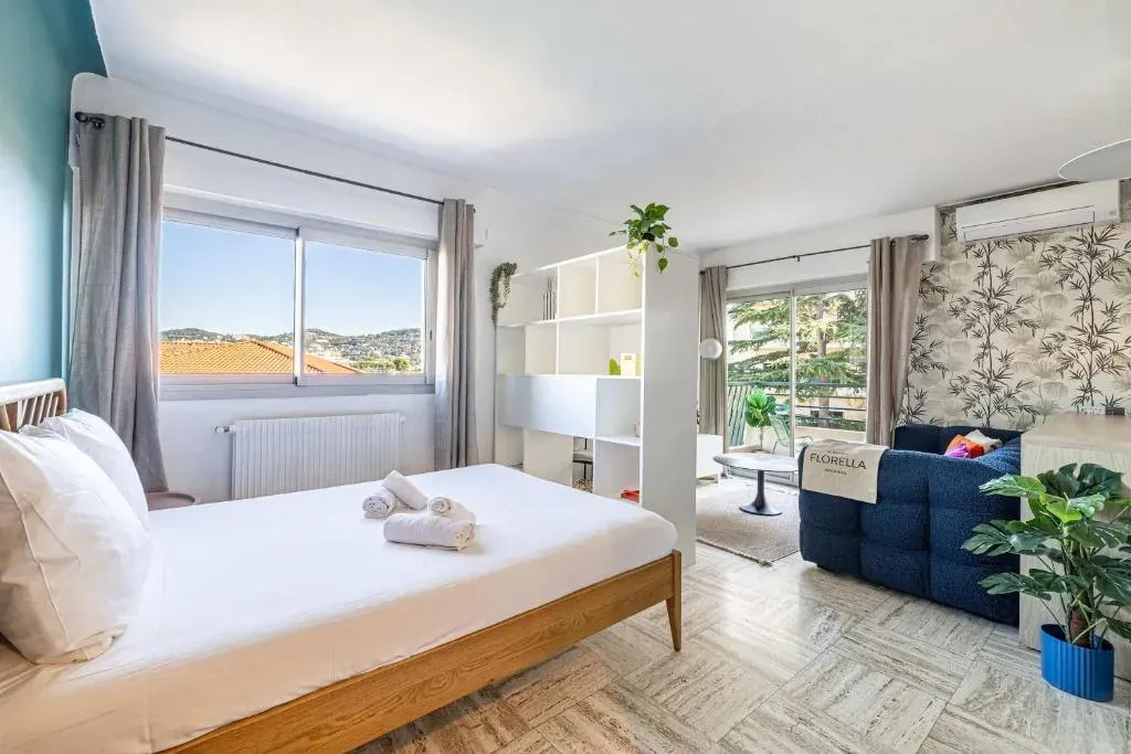 Refined Studio in Cannes: Tranquil Stay Near Banane District