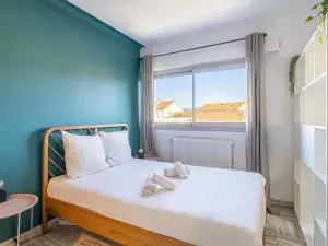 Refined Studio in Cannes: Tranquil Stay Near Banane District