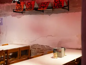 Urban Neapolitan-Inspired Venue for Corporate Events in Barcelona