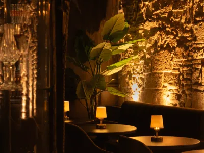 1920s Speakeasy-Inspired Cocktail Venue for Corporate Events in Barcelona