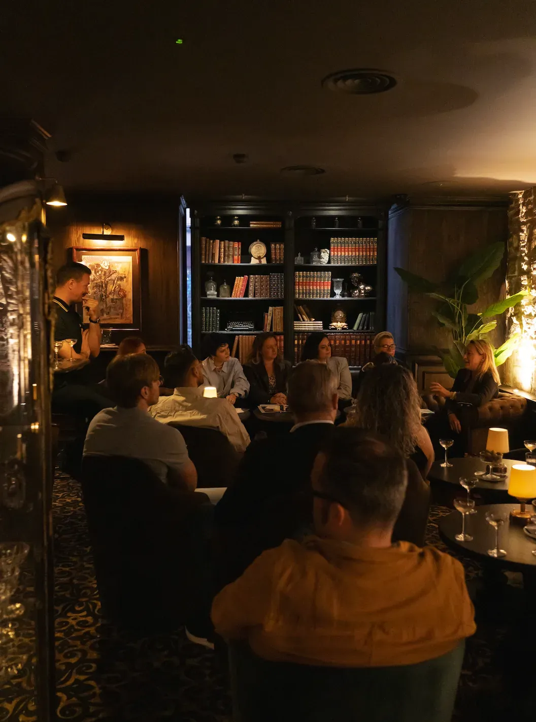 1920s Speakeasy-Inspired Cocktail Venue for Corporate Events in Barcelona