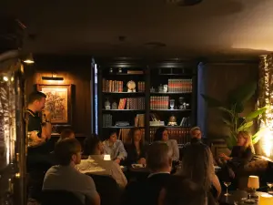 1920s Speakeasy-Inspired Cocktail Venue for Corporate Events in Barcelona