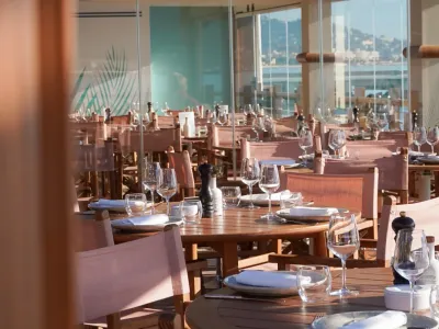 Perle Culinaire Méditerranéenne : Lieu Événementiel en Front de Mer à Cannes