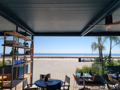 Lieu d'événement en Bord de Mer à Barcelone | Espace Lumineux & Polyvalent