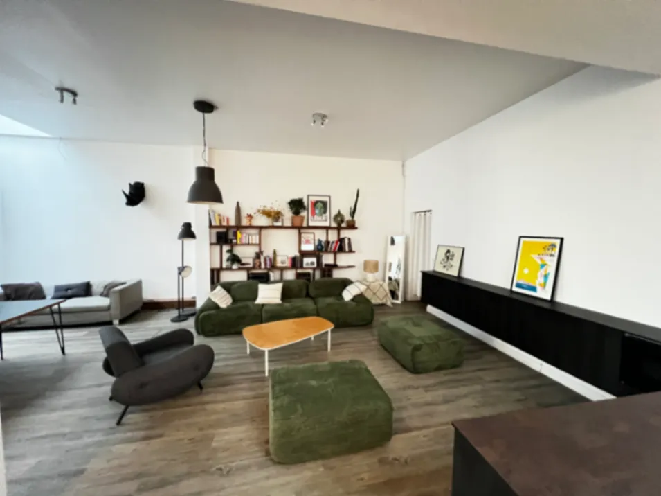 450 m² Modular Studio & Event Space in Bagnolet, Paris