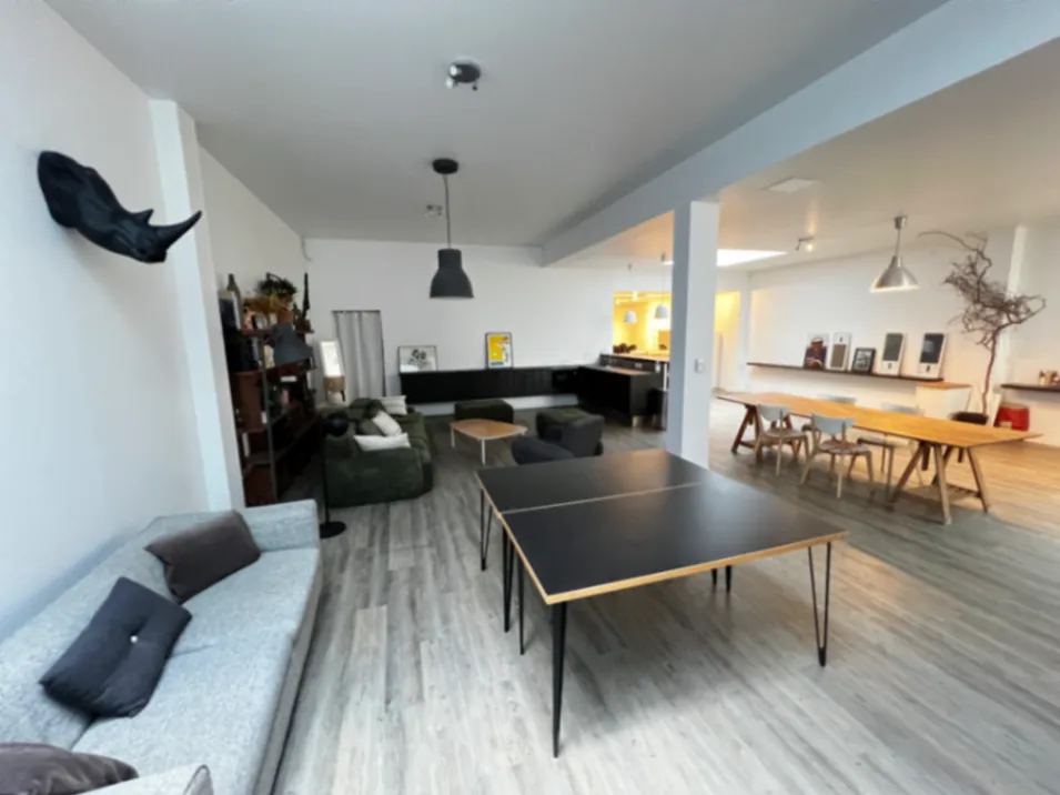 450 m² Modular Studio & Event Space in Bagnolet, Paris