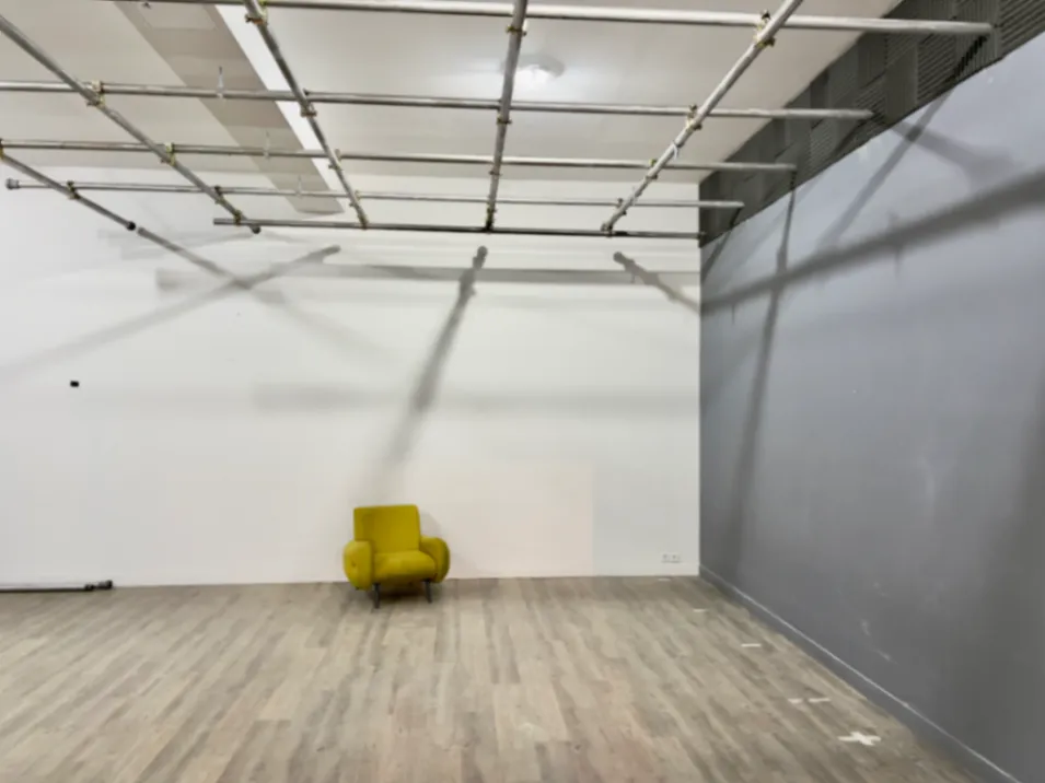Modular 450 m² Studio & Event Space in Paris | Creative Production Hub