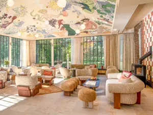 Normandy Artist's Residence: Creative Haven for Events Near Paris