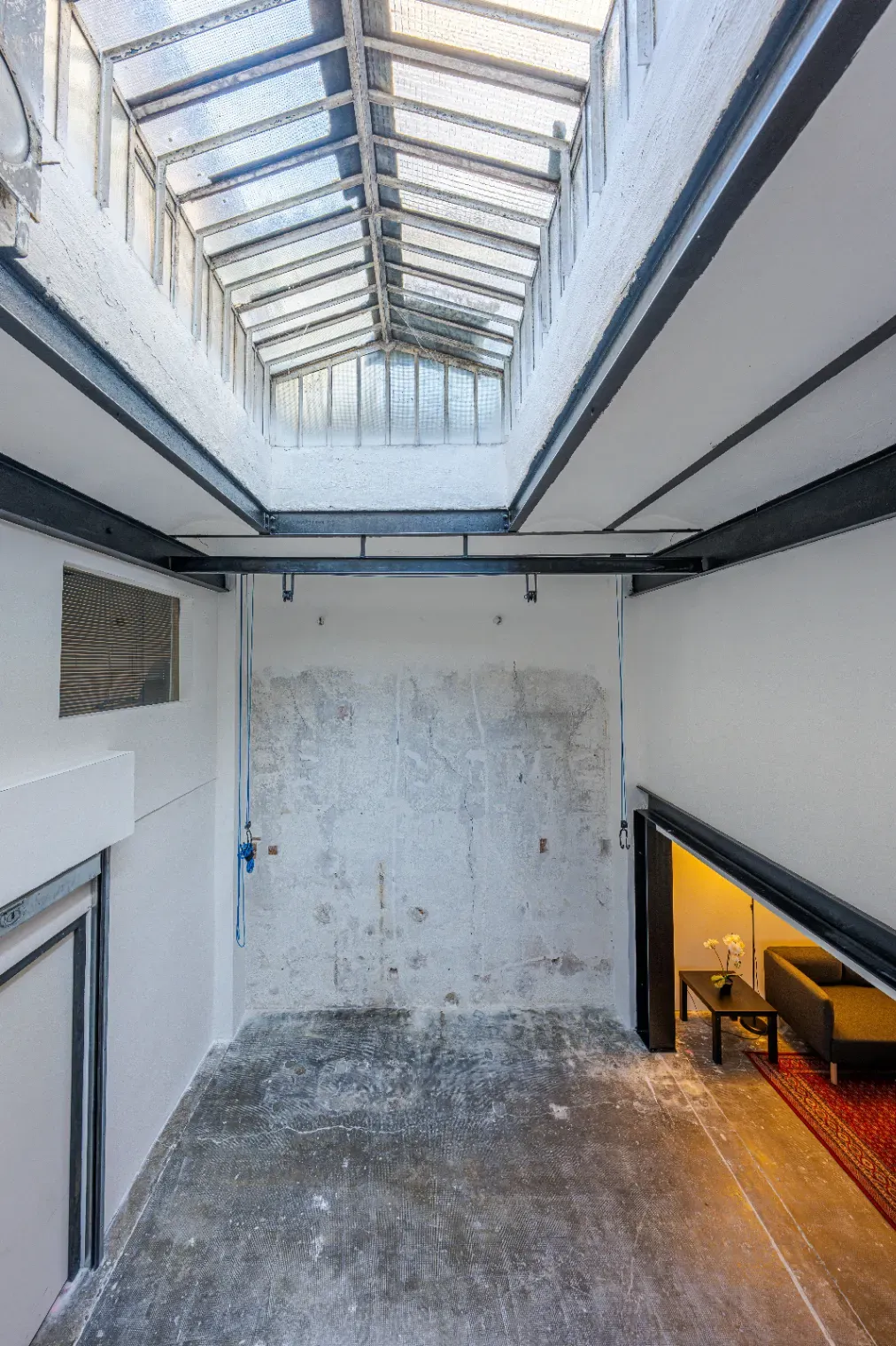 Studio Créatif de 200 m² à Marseille pour Séances Photo & Productions
