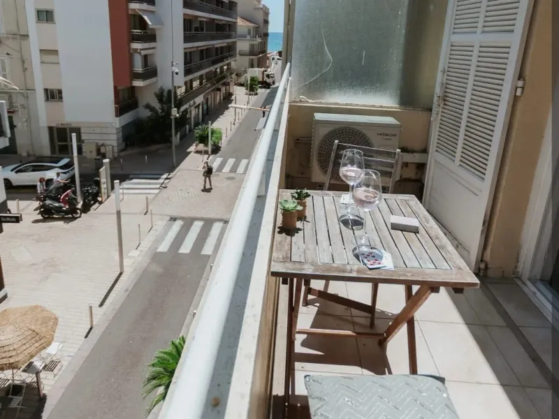 Modern 1-Room Apartment Near Palais des Festivals | Cannes