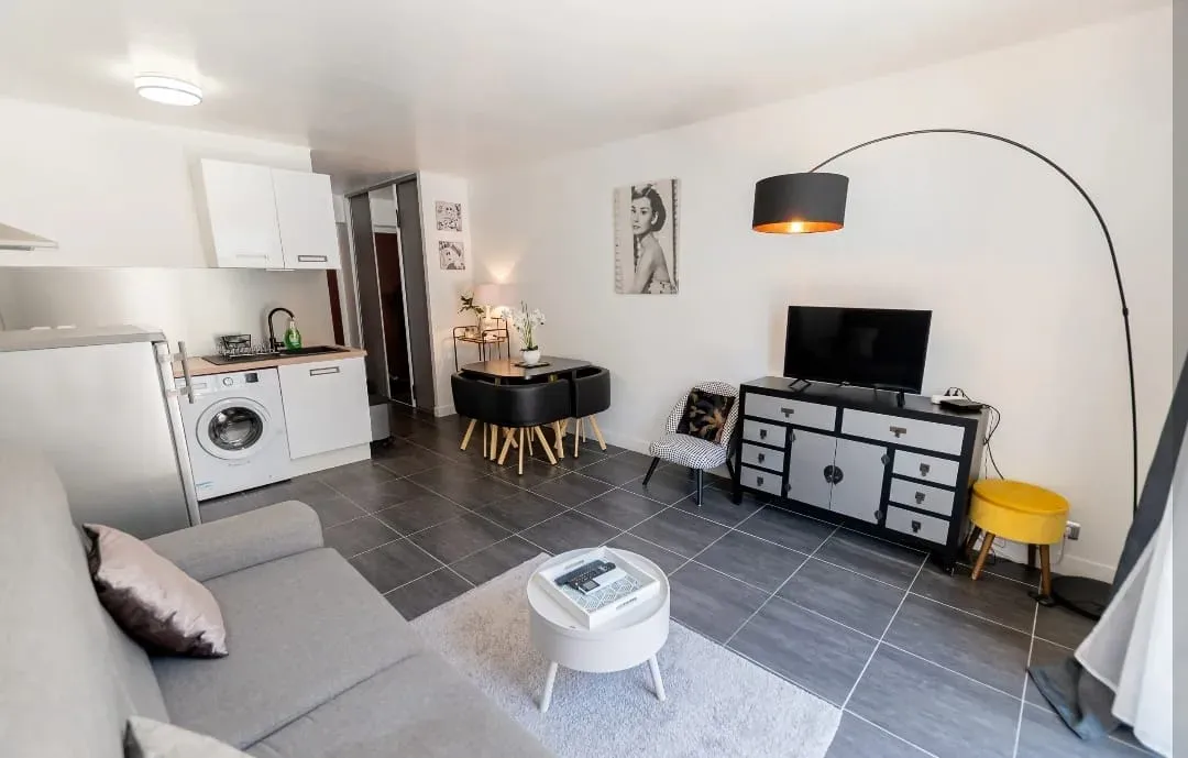Modern 1-Room Apartment Near Palais des Festivals | Cannes