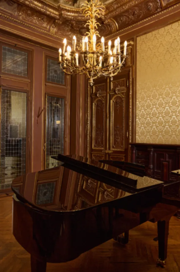 Salon Roussel
