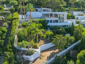 Beautiful Villa in Super Cannes with Incredible Views
