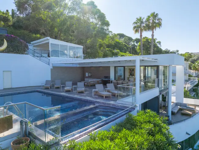 Beautiful Villa in Super Cannes with Incredible Views