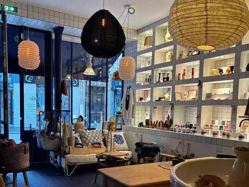 Elegant Coffee Shop & Design Store for Events in Paris