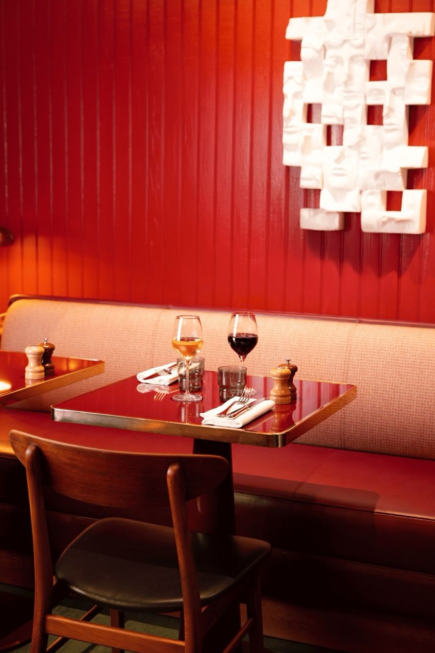 Brasserie Élégante & Espace Événementiel à Antony | Lieu Contemporain pour Réunions