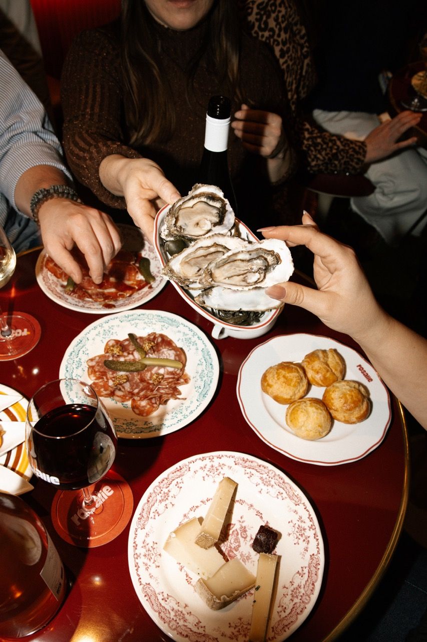 Brasserie Élégante & Salle d'Événements à Antony | Dîner Contemporain & Réunions
