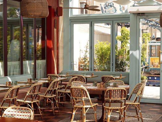 Brasserie Élégante & Salle d'Événements à Antony | Dîner Contemporain & Réunions