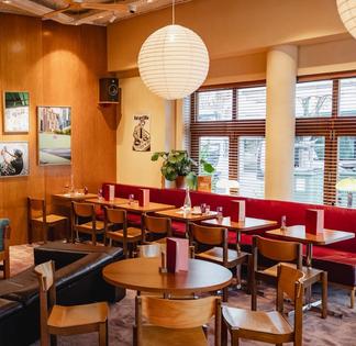 Versatile Event Venue in Bourg-la-Reine for Parties, Dinners & Seminars