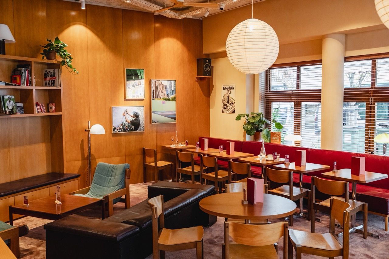 Versatile Event Venue in Bourg-la-Reine for Parties, Dinners & Seminars