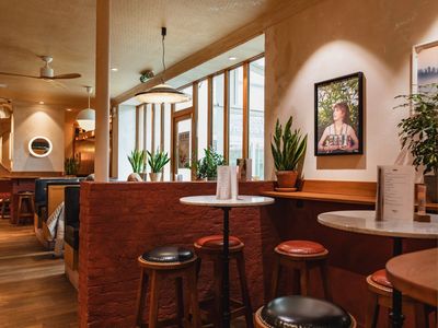 Lieu Australien Vintage avec Terrasse et Boulodrome à Antony