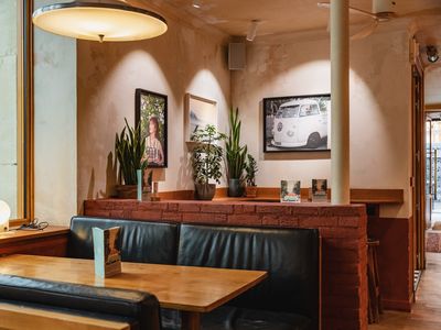 Lieu Australien Vintage avec Terrasse et Boulodrome à Antony