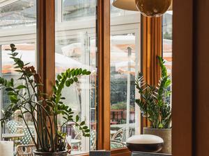 Lieu d'événement polyvalent avec terrasse, véranda et terrain de pétanque à Antony