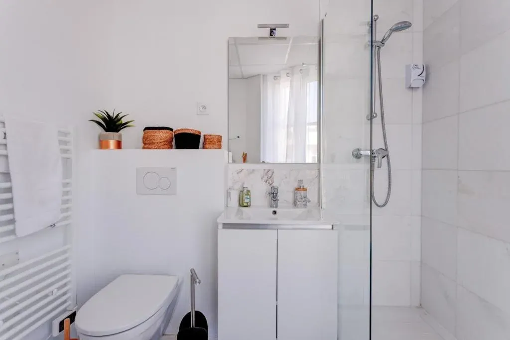 Modern Studio in Cannes' République District | Steps to Shops & Beaches